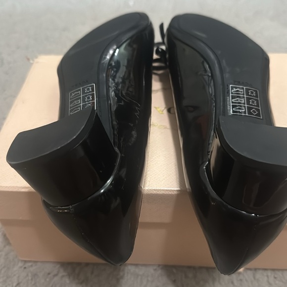 Like New Prada shoes 37.5, very minimal signs scuffings. - Picture 5 of 9